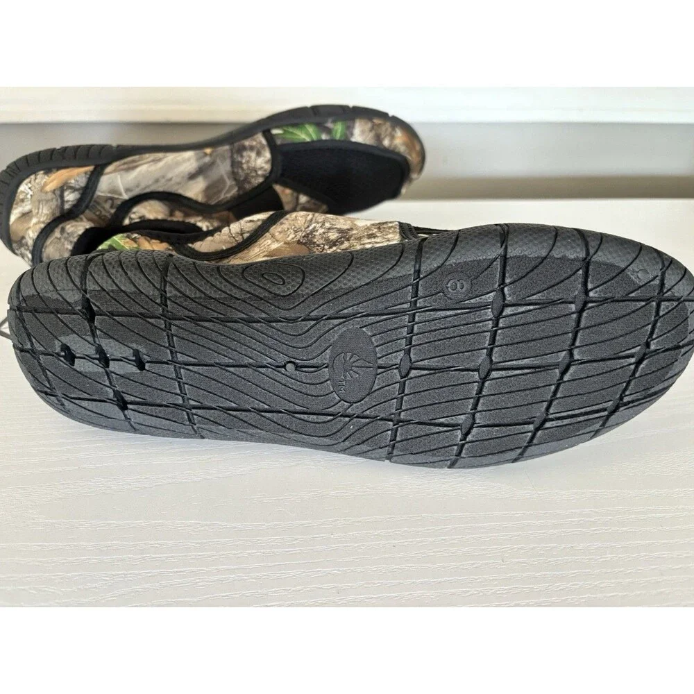 RealTree Slip On Water Shoes Camo Mens 8D Outdoors River Kayaking  New